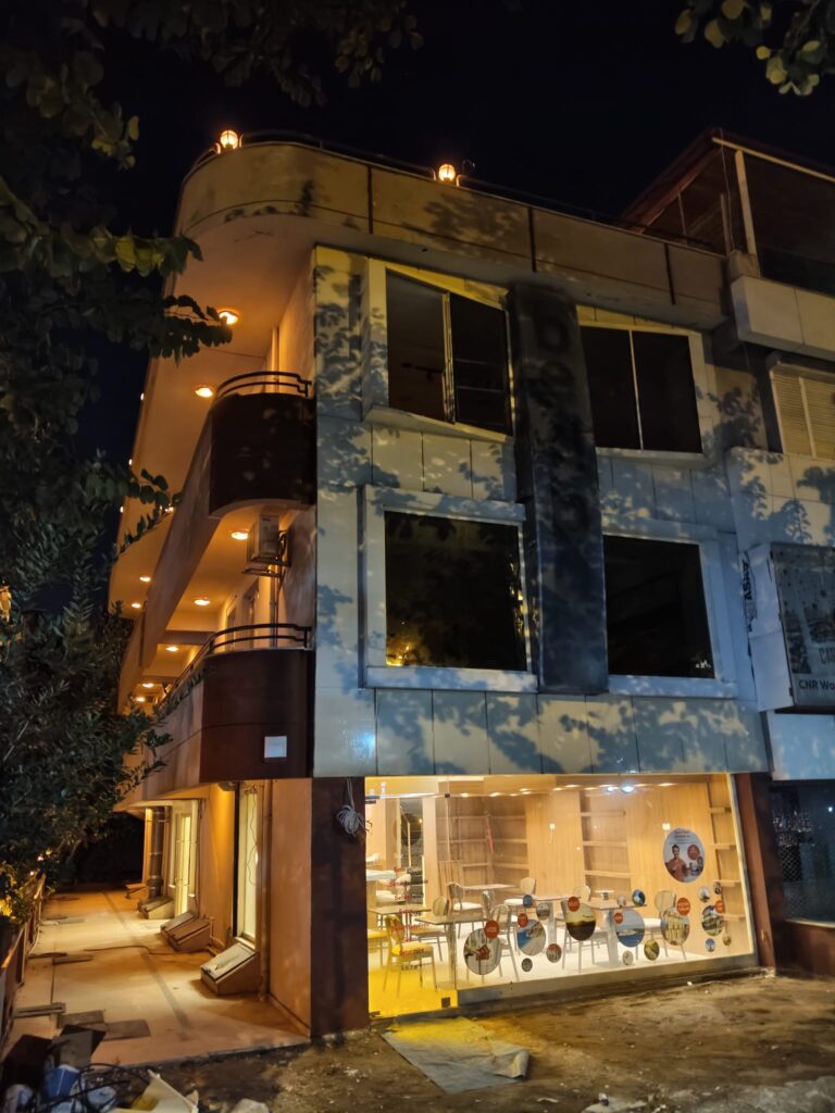 whatsapp image 2025 12 15 at 19.29.48