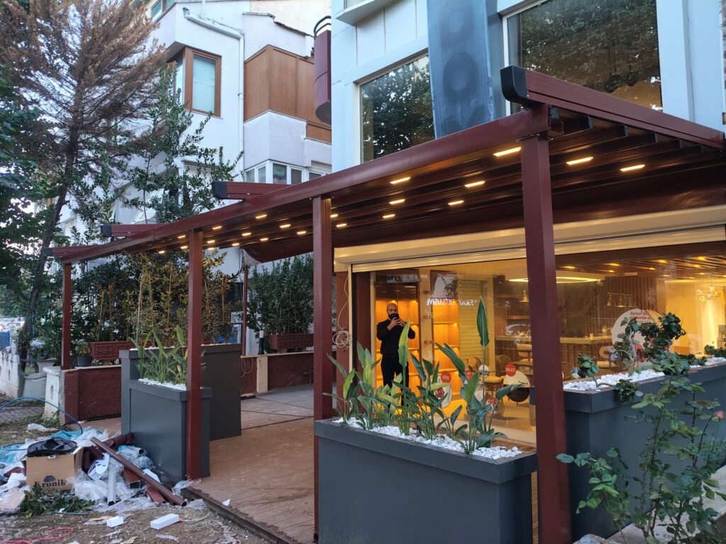 whatsapp image 2025 12 25 at 17.43.34